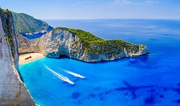 Navagio - Vịnh biển “đắm tàu” đẹp nhất Hy Lạp
